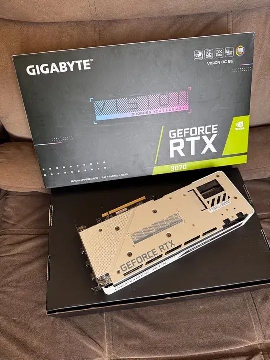 RTX 3070 GIGABYTE VISION OC - Foto 2