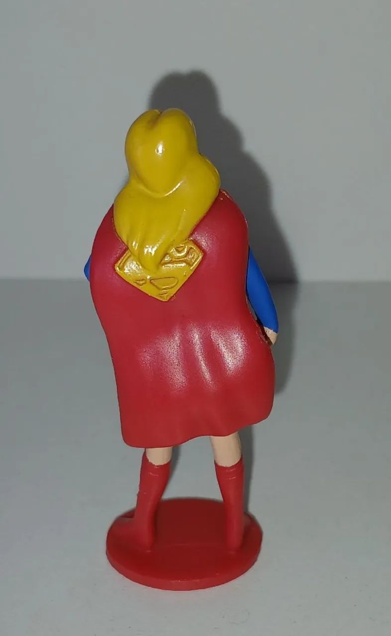 BONECO ACTION FIGURE MINIATURA DC COMICS SUPERGIRL SUPER MOÇA - Foto 2