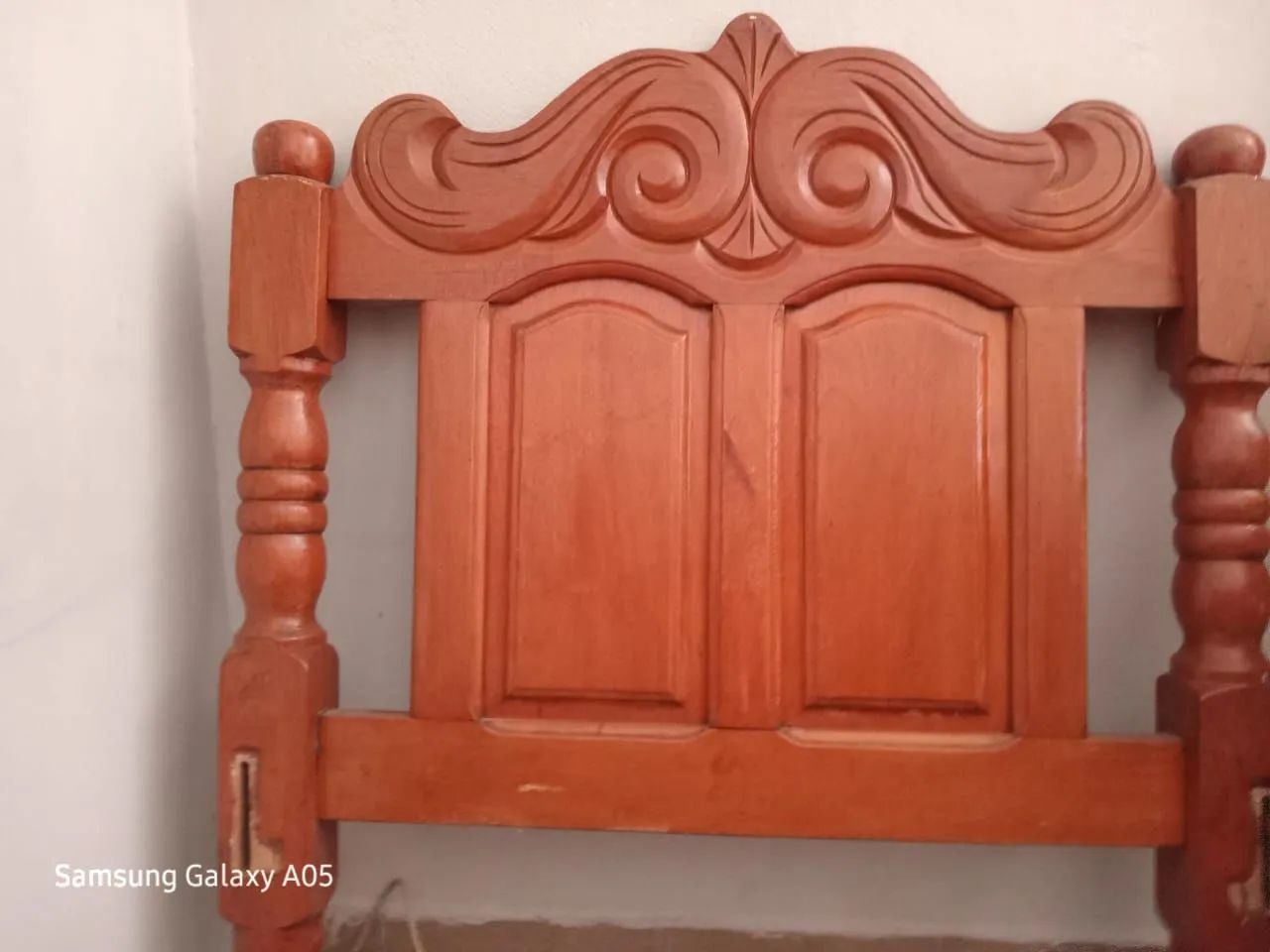 Cama de Solteiro em Madeira . - Foto 2