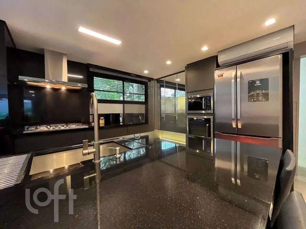 Casa à venda em Santo Antônio de Lisboa com 437 m², 4 quartos, 1 suíte, 3 vagas - Foto 4