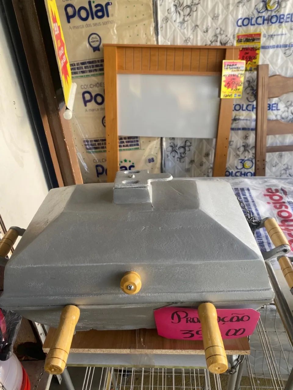 Churrasqueira de alumínio batido