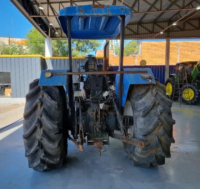 Trator New Holland 8030 - Foto 4