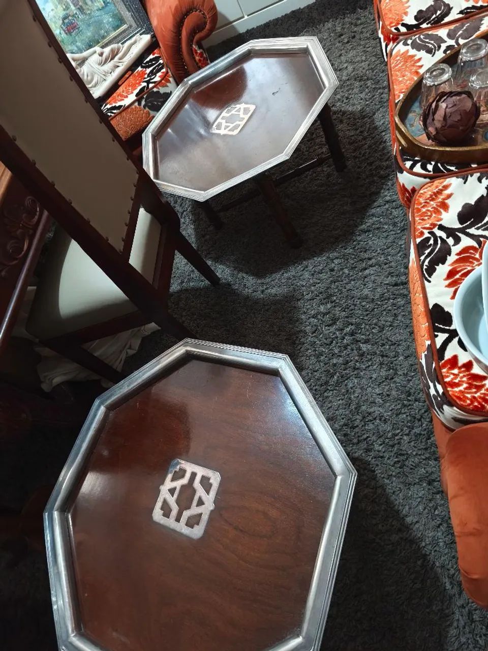 mesa de canto com borda em.prata  - Foto 2