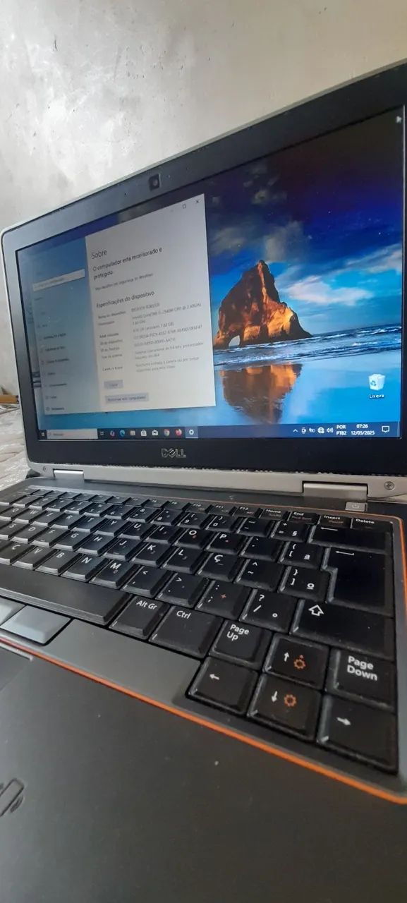 Notebook Dell - Core i5 , 8 de Ram, Ssd de 256 Gb 