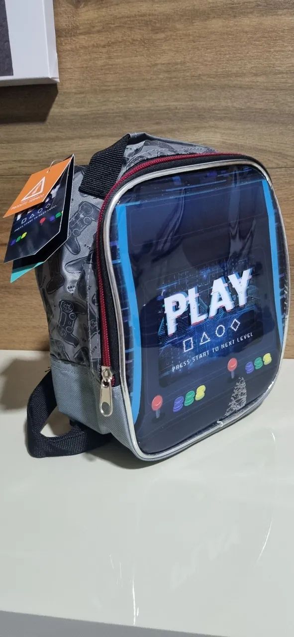 Mochila, Lancheira e Estojo - Novos  - Foto 2