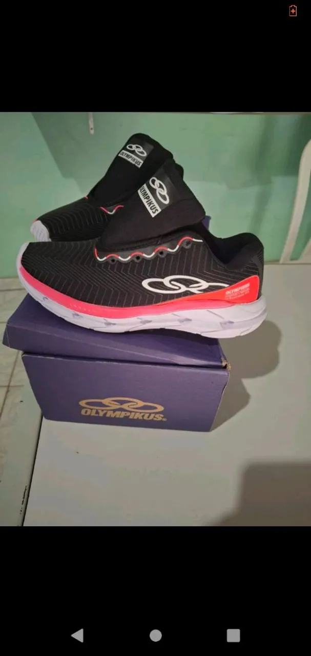 Tênis Olympikus Preto e rosa pink