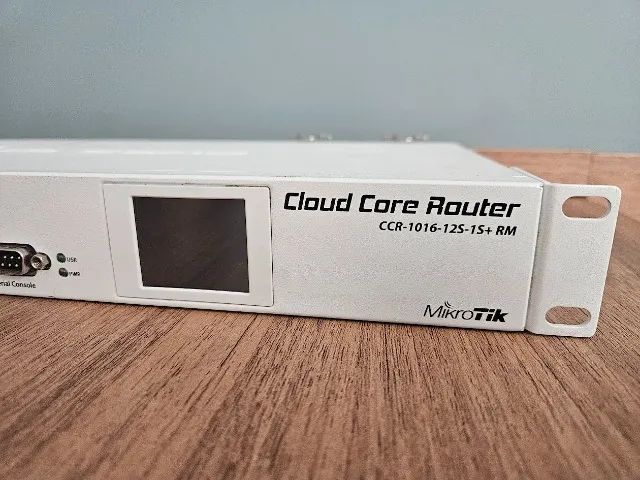 Mikrotik CCR1016-12S-1S+RM Level 6 - Conectividade e Dispositivos de ...