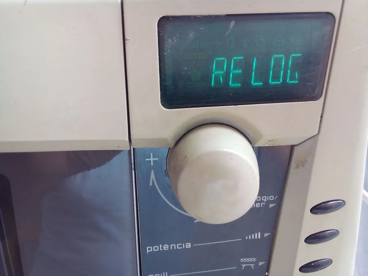 Micro-ondas Brastemp Crisp inox grill 27lt usado 127v - Foto 2