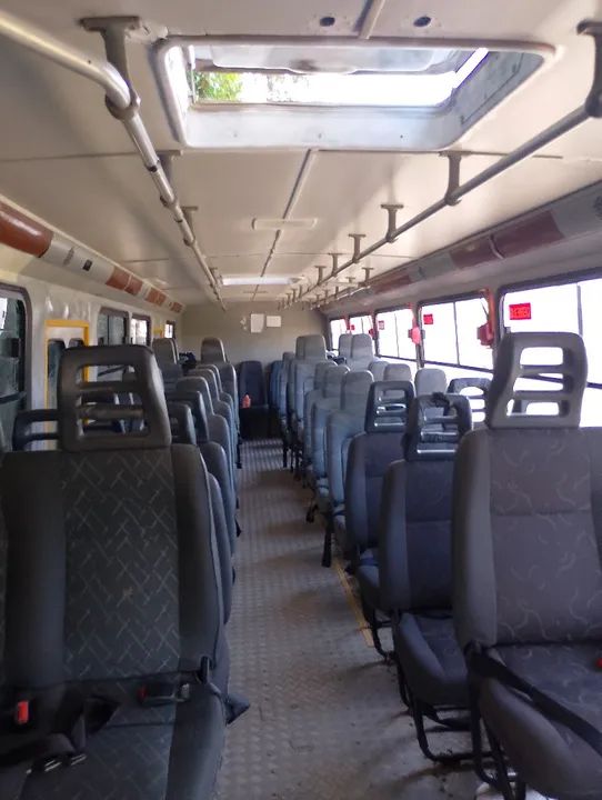 Exelente onibos ciferal mercedes 14 18 uma jóia de onibus economico  - Foto 9