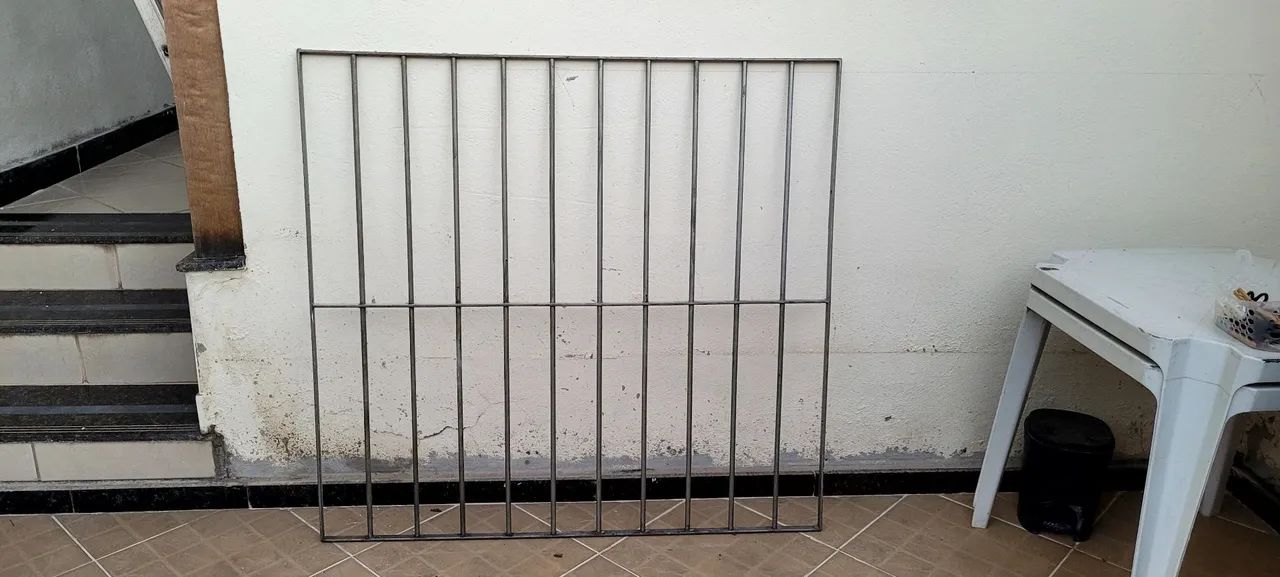 Grade em aço