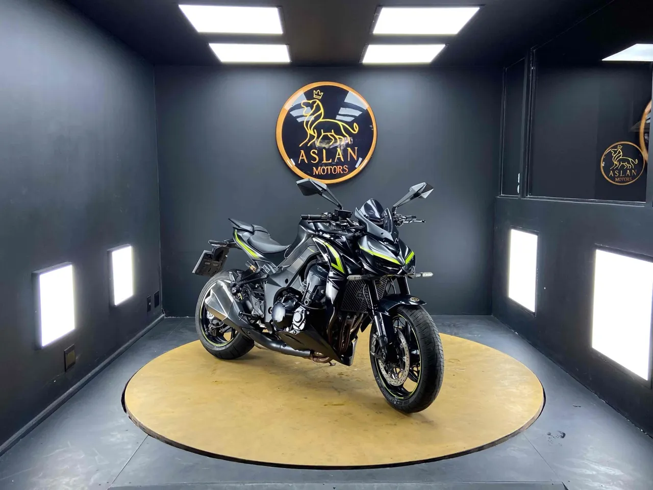 Kawasaki Z1000 2018