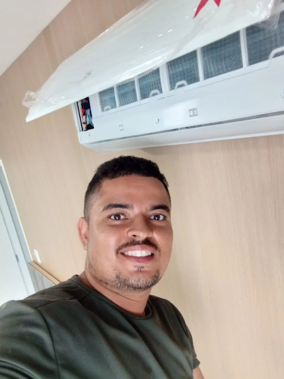 instalao de ar-condicionado.,manutençao,ect,,..