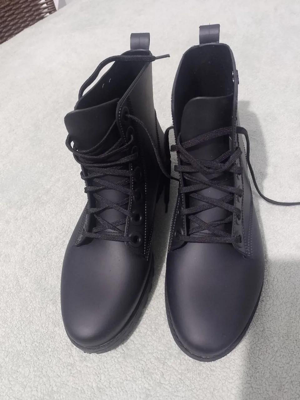 Botas coturno pretas