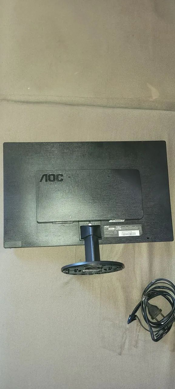 Monitor LCD AOC de 14 polegadas. Cores vibrantes e imagens nítidas para você! - Foto 3