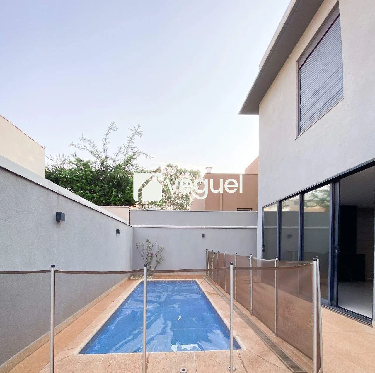 Casa sobrado com 3 quartos, 3 suítes para alugar no Recreio das Acácias, Ribeirão Preto/SP