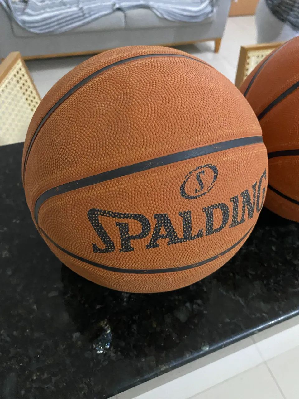 2 Bolas de basquete spalding - Foto 2