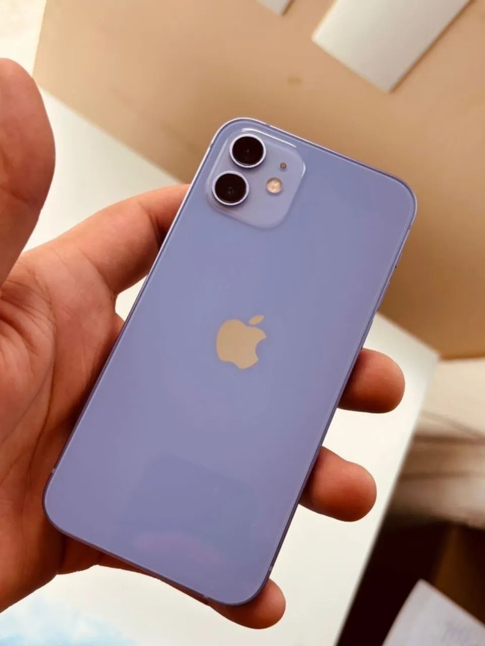 iPhone12 64GB 紫 iPhone 12 64GB Roxo com Tela 6.10 e Câmera Dupla de 12MP - Casa do