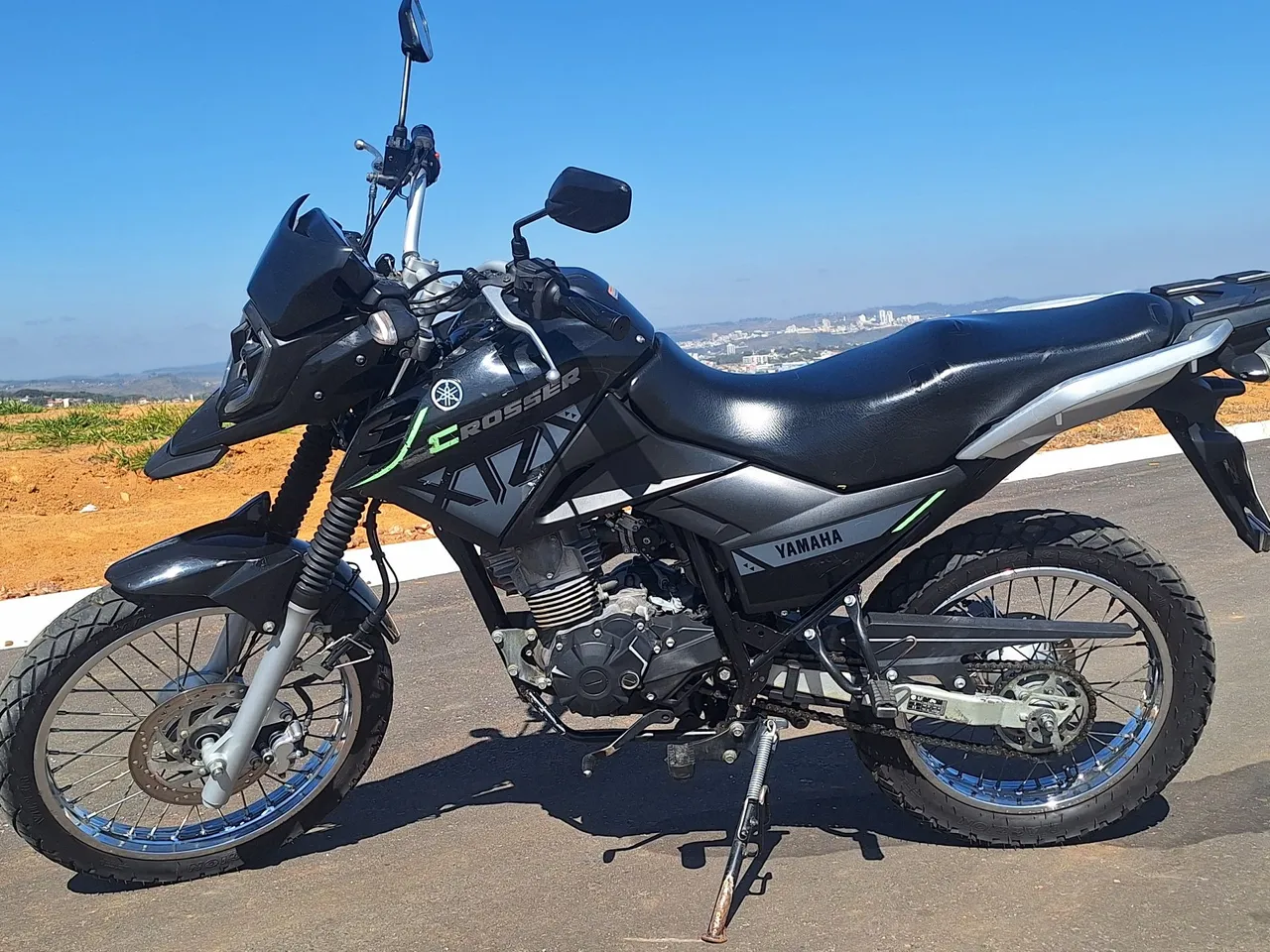 Crosser