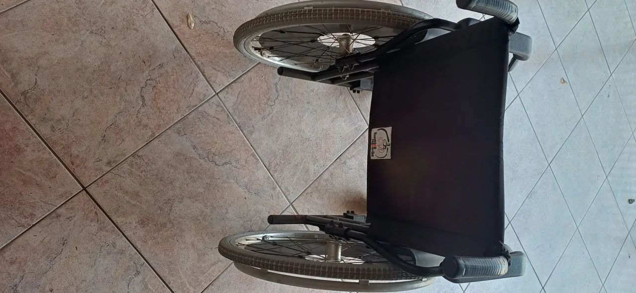 Cadeira de rodas Jaguaribe  - Foto 3