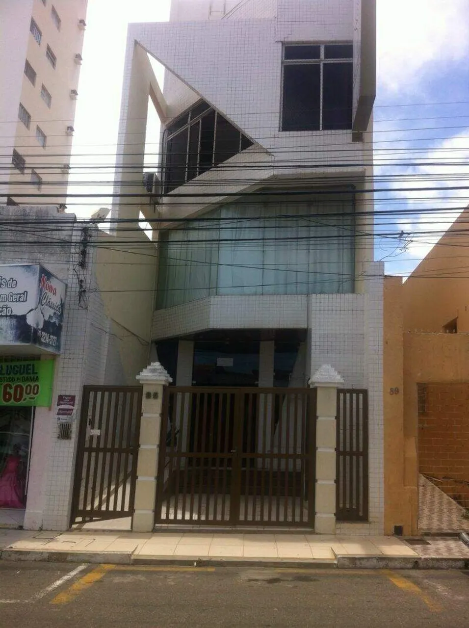 Ponto\Prédio Comercial para aluguel, 1 suíte, 1 vaga, Centro - Aracaju/SE