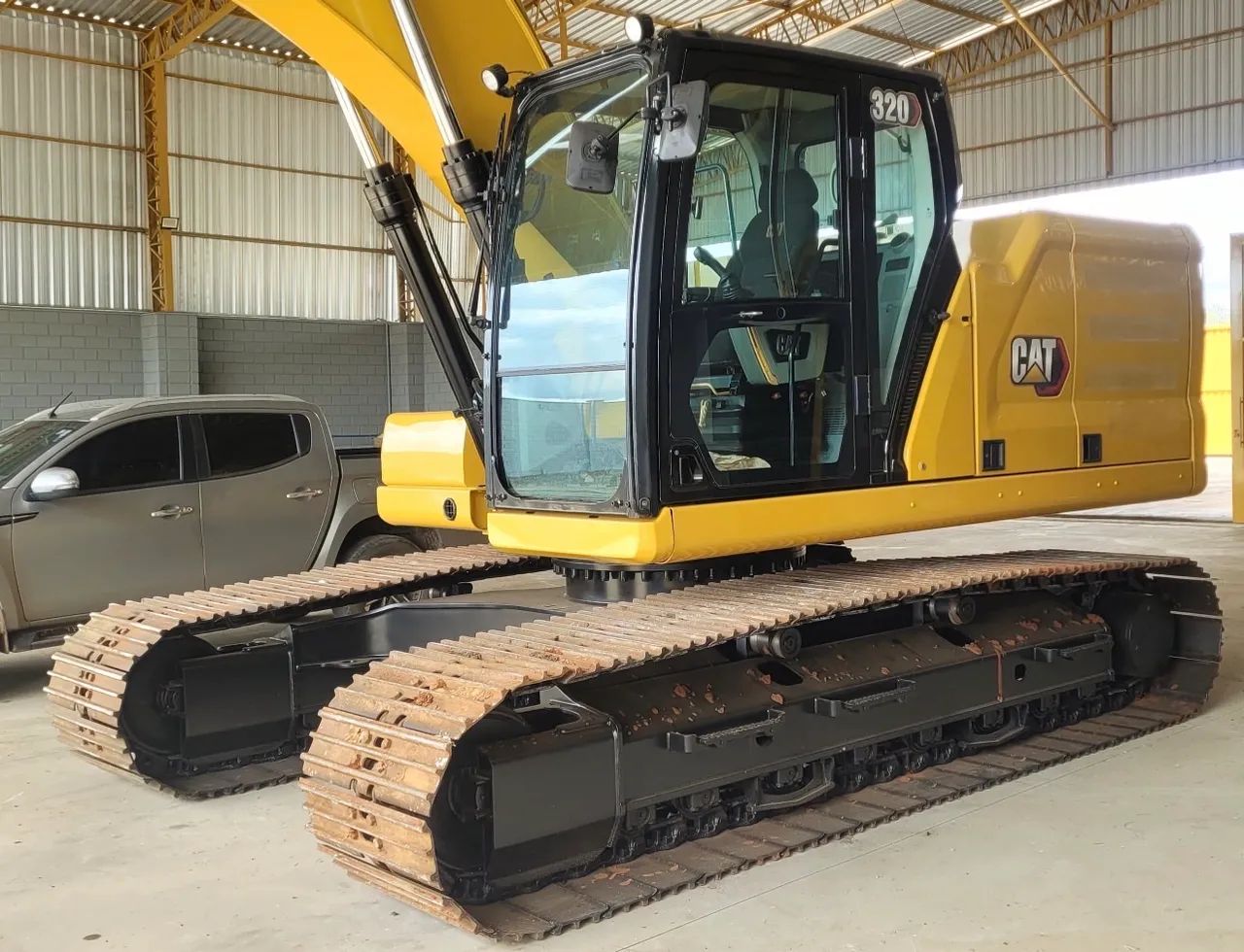 Escavadeira Caterpillar 320 ano 2021, com motor de 6 cilindros, 2940 horas, em SP - Foto 2