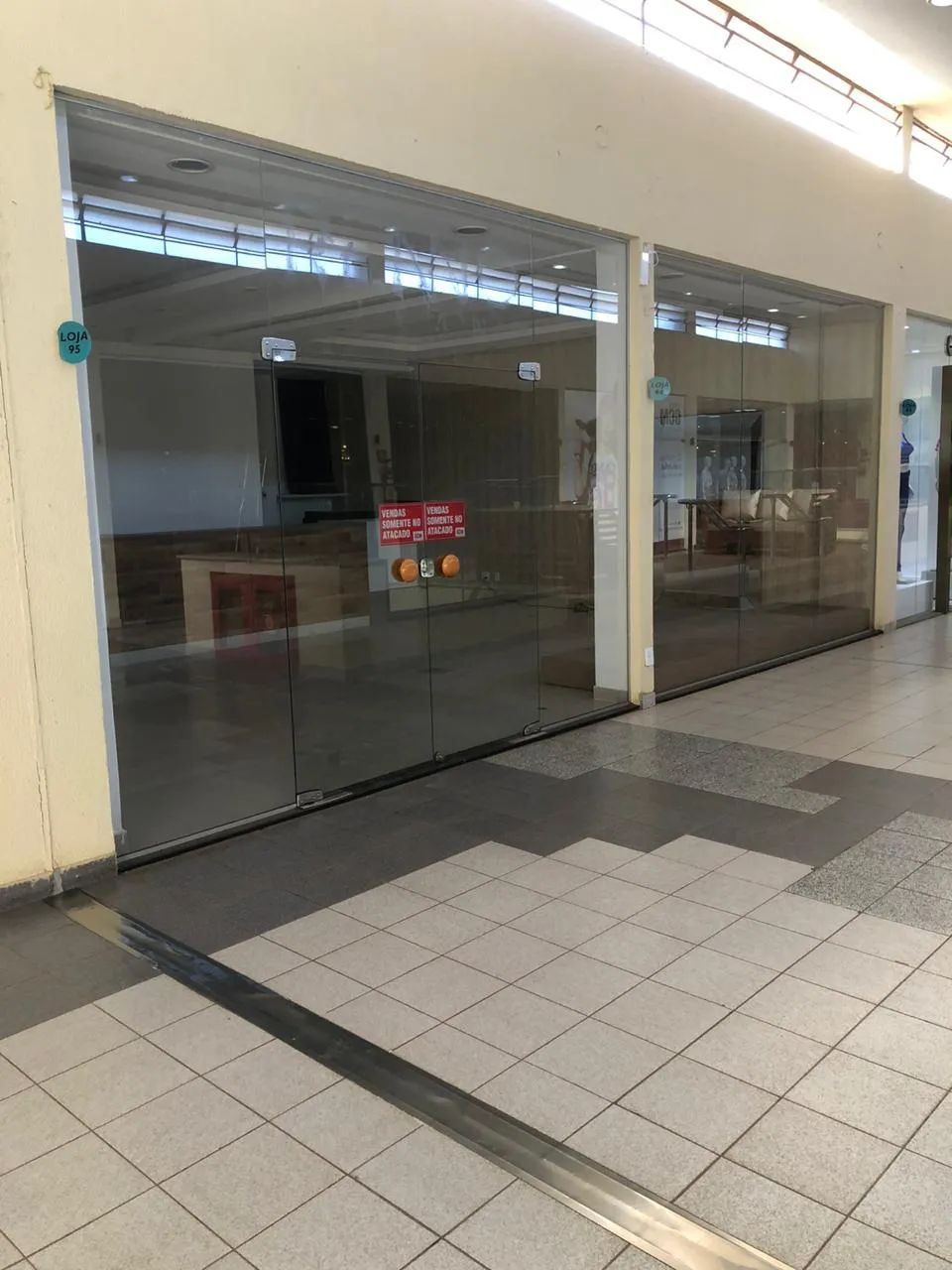 Ponto comercial/Loja/Box para venda com 30 metros quadrados em Setor Criméia Oeste - Goiân - Foto 5