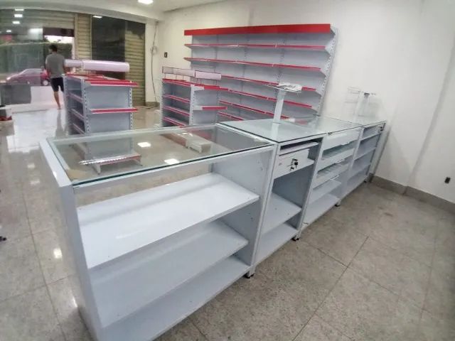 balcão  gondolas para farmacia peguena - Foto 2