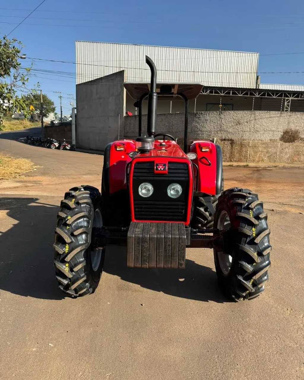 Trator Massey Ferguson 275