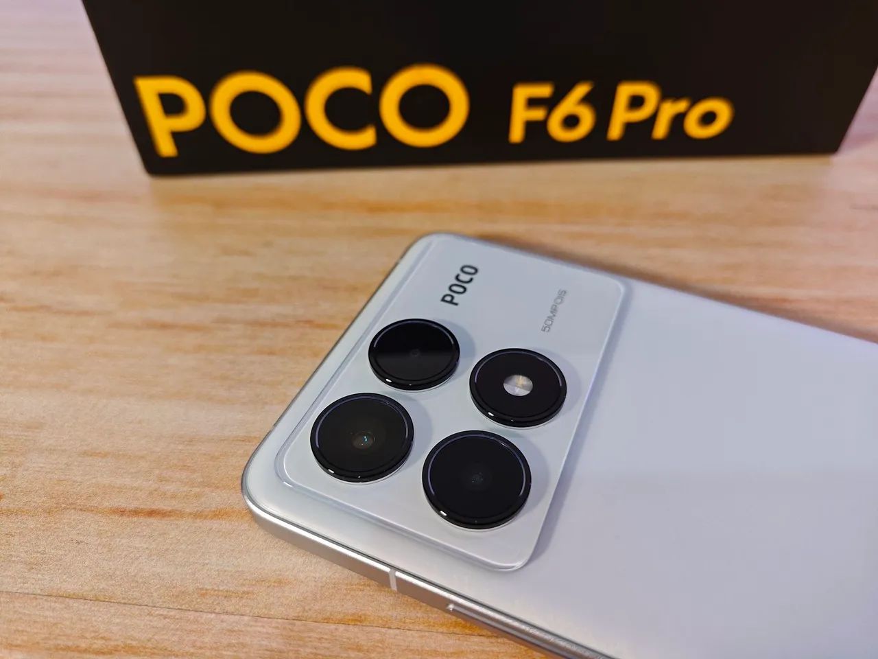 Poco F6 PRO 512GB - Snapdragon 8 Gen 2 - Impecável - Completo 120W
