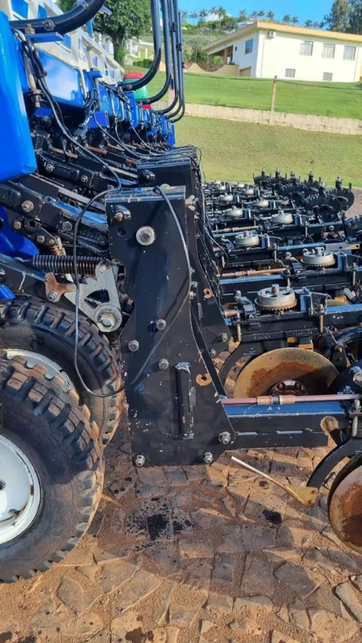 Plantadeira New Holland 12 x 50 - Foto 4