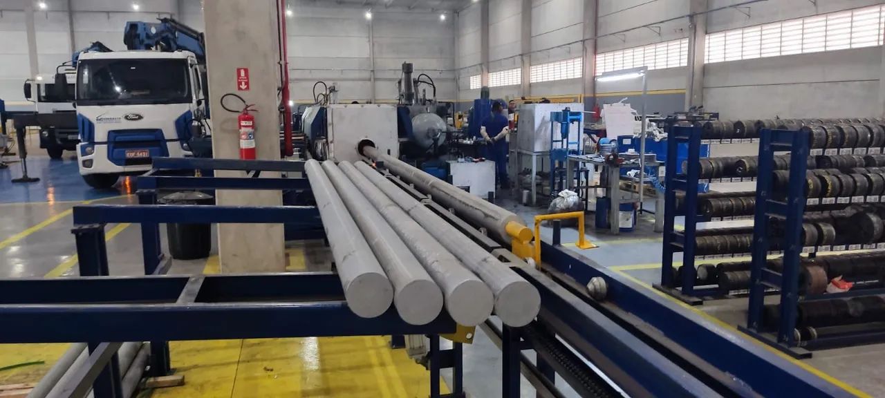 Extrusora aluminio 4" automatizada - Foto 3