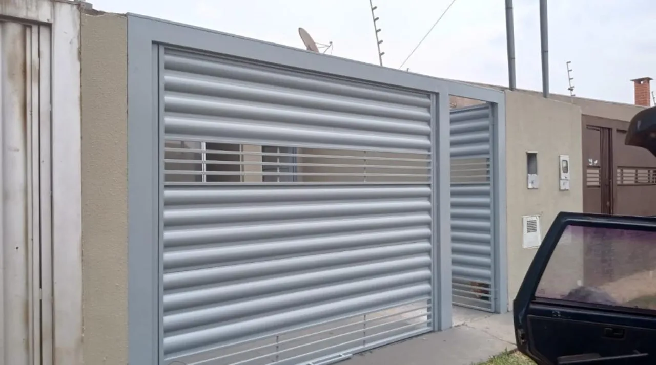 Vendo ótima casa nova Campo Grande
