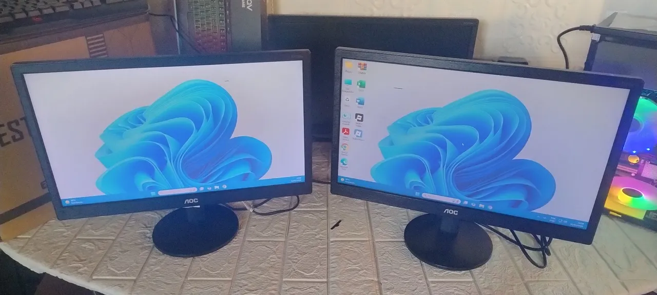 Monitor, semi novo, 19 polegadas LED, COM GARANTIA