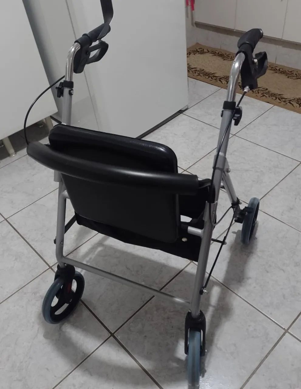 andador para adulto - Foto 4