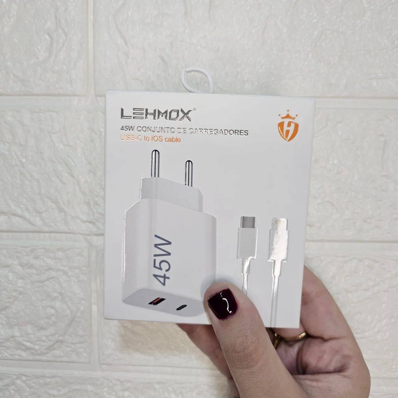 Carregador Turbo 45W para Xiaomi, Samsung, iPhone 15+++, Motorola, marca LEHMOX, LACRADO.