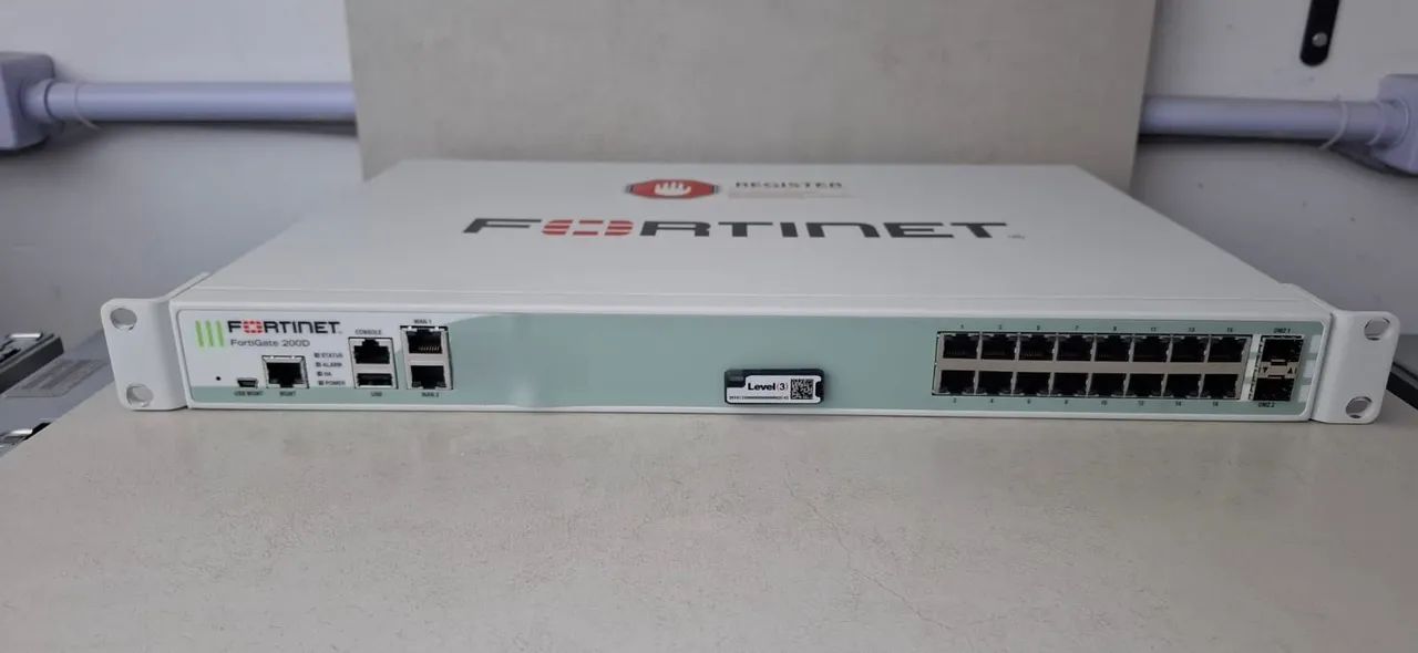 Firewall Fortinet Fortgat 200D - Foto 2