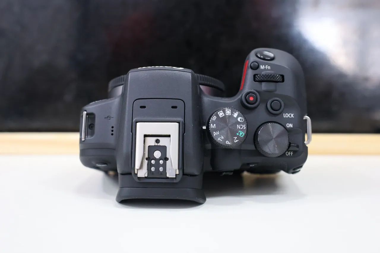 Canon R10 - mirrorless  - Foto 3