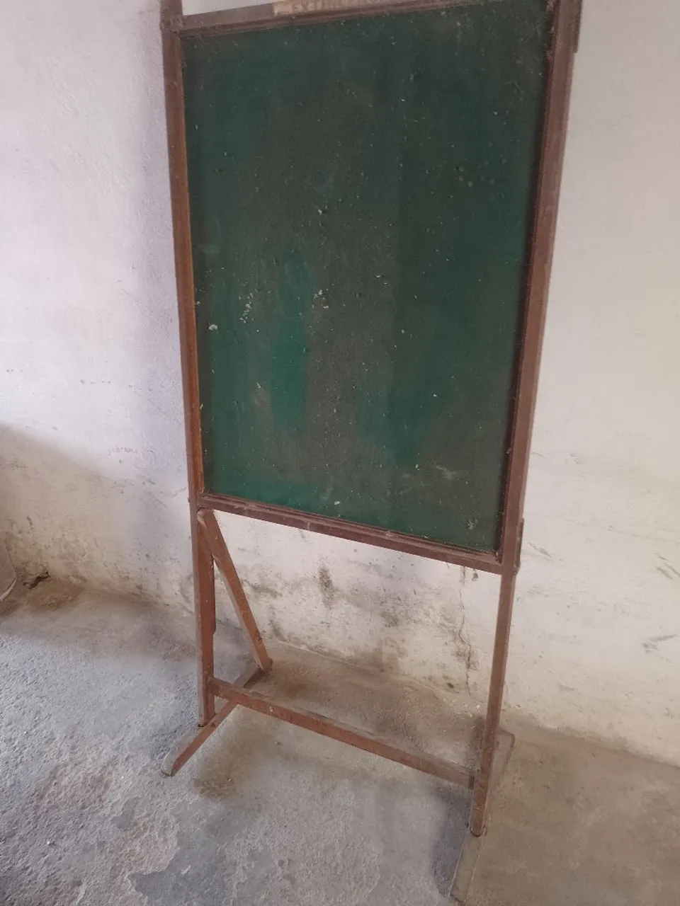 Suporte p/ avisos, lousa