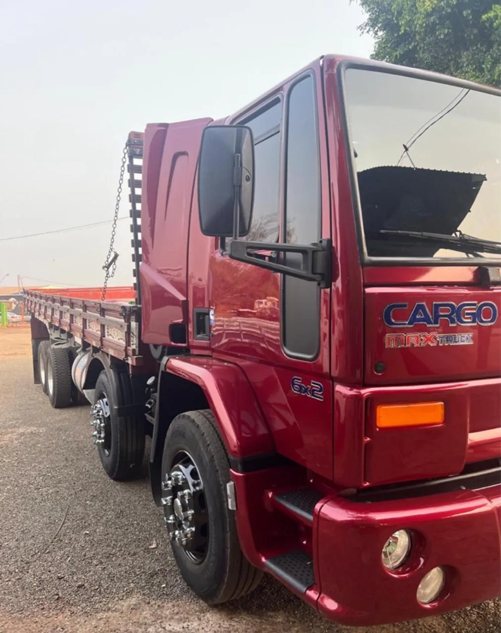 Ford Cargo Bitrukc