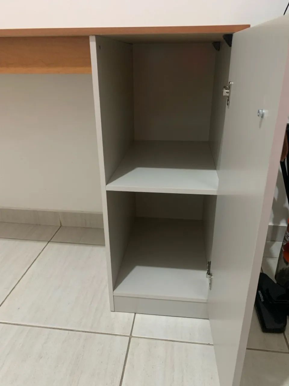 Escrivaninha/ Mesa de escritório  - Foto 2