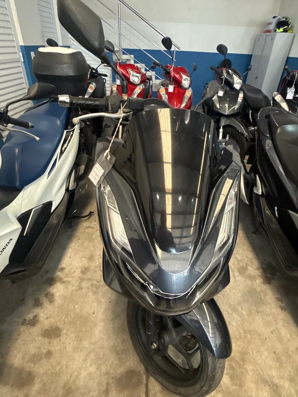 Pcx 160 2023.     