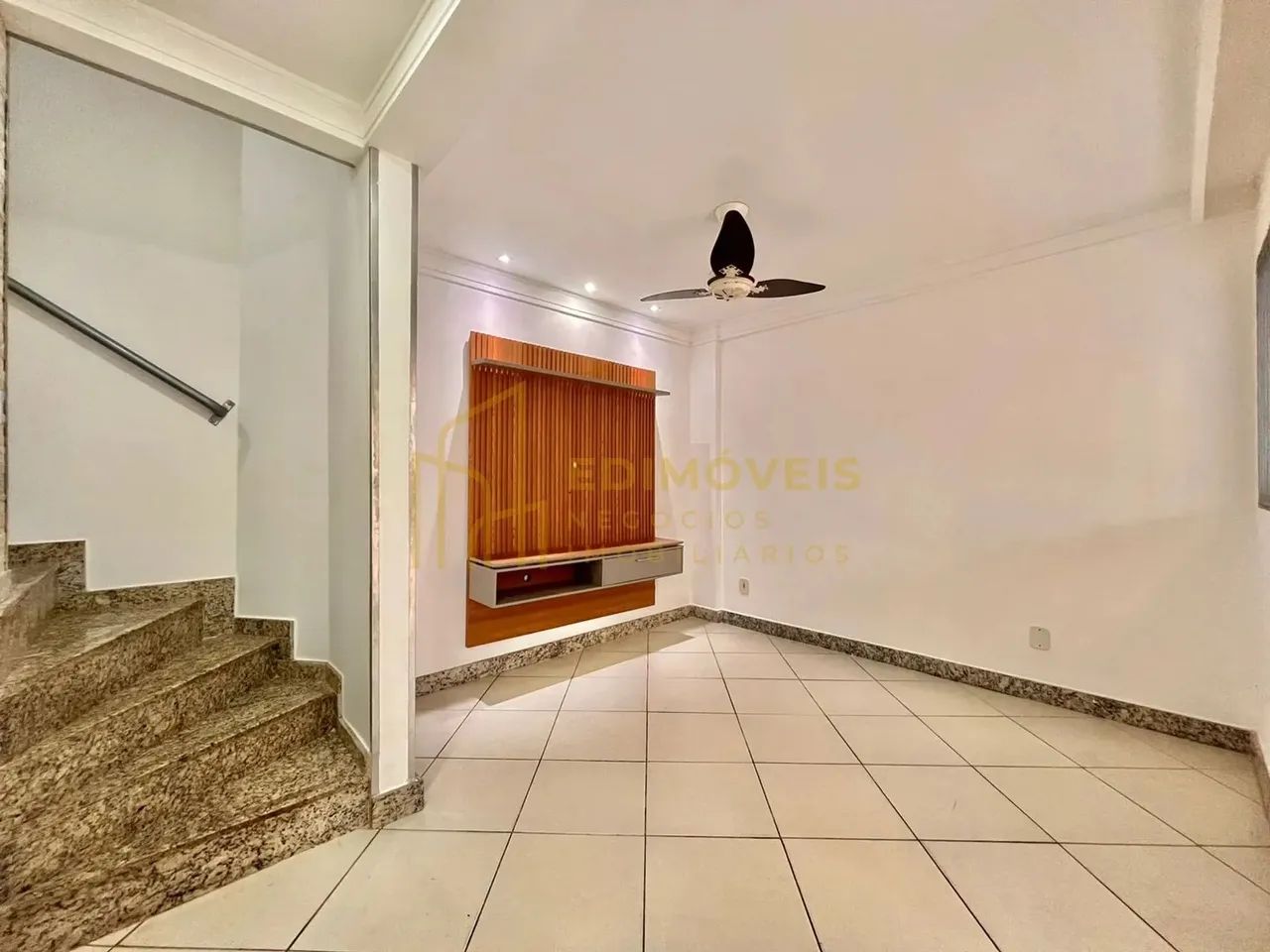 Incrível casa com piscina e rooftop em Jardim Camburi  venha conhecer! - Foto 4