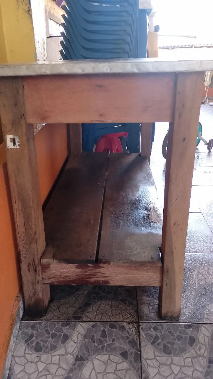 Mesa madeira maciça