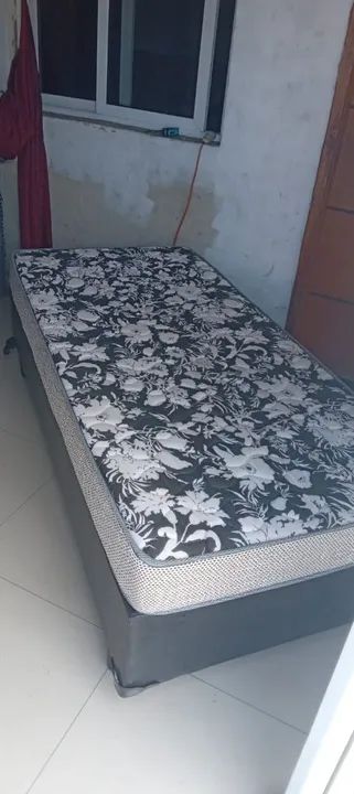 Cama Box de solteiro com Colchão