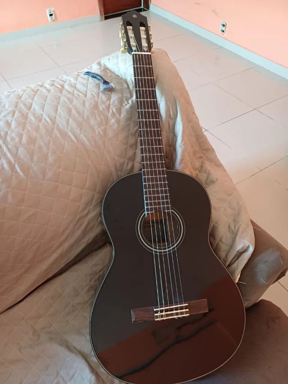 Violão Clássico Yamaha Preto com Capa - Foto 6