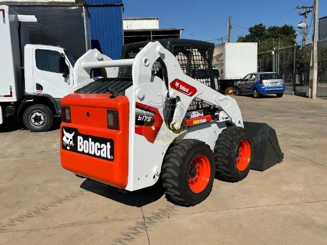 mini carregadeira bobcat s175 ano 2011  - Foto 5