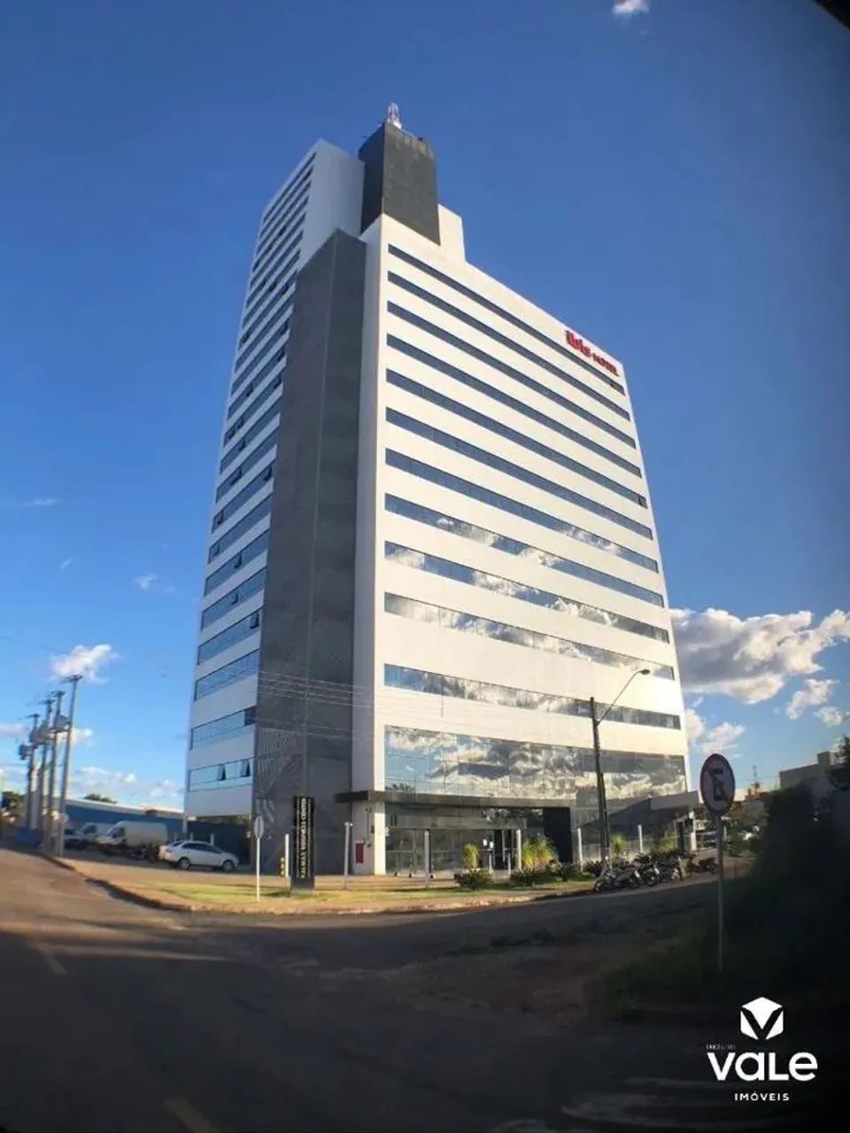 Sala para alugar no Palmas Business Center por R$ 4.000 - Plano Diretor Norte - Palmas/TO