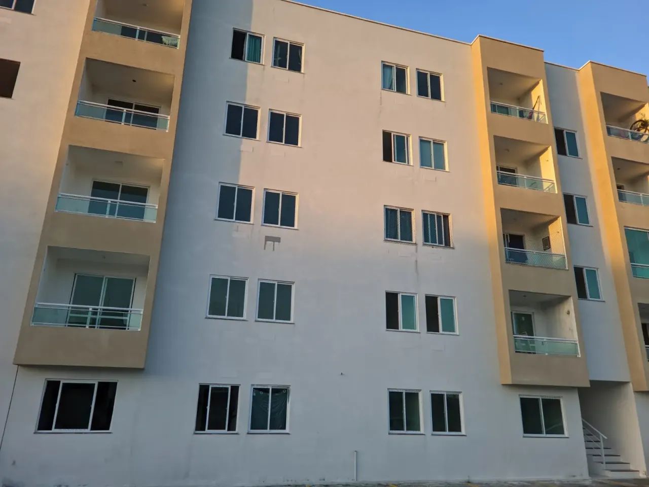 Alugo Apartamento Novo 03 Quartos, 02 Banheiros , Lazer e Varanda no Bairro Maraponga! - Foto 4