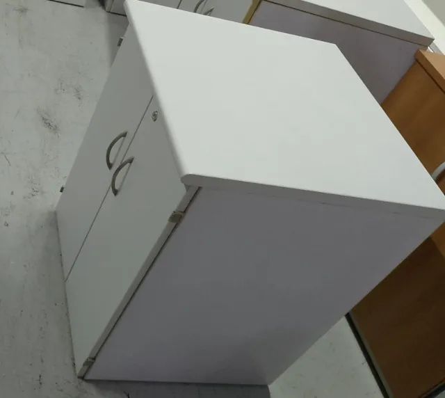 Armário de escritório com 01 prateleira e 01 gaveta - Foto 2