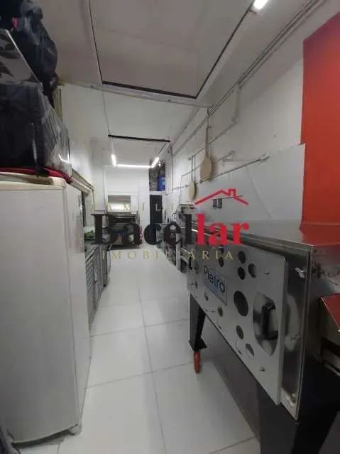 Prédio a venda comercial e residencial! uma pizzaria, kitnet, sala quarto e dois quartos! - Foto 4